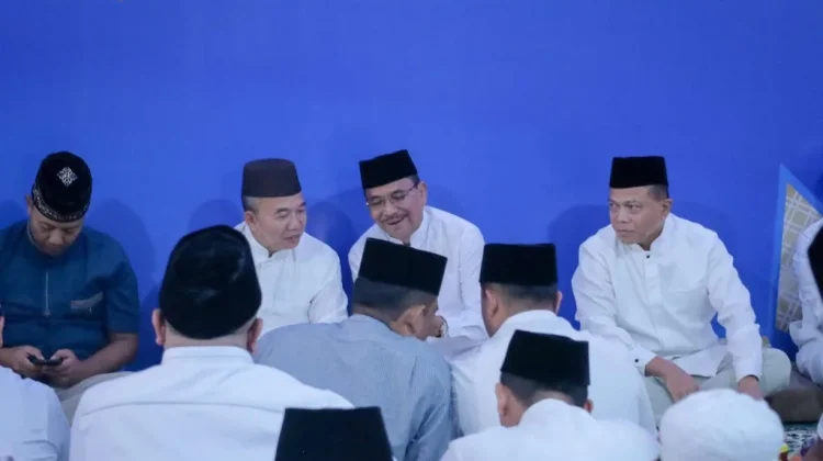 Supian HK Hadiri Buka Puasa Haul Abdussamad Sulaiman