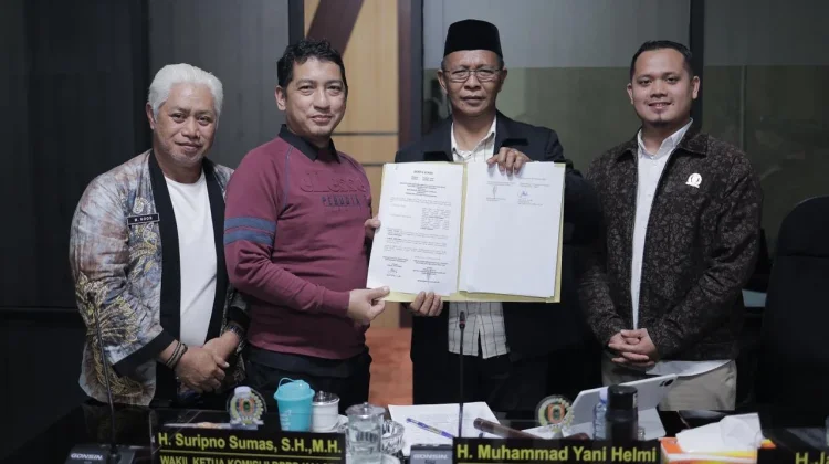 Pansus II DPRD Kalsel Finalisasi Raperda Perdagangan