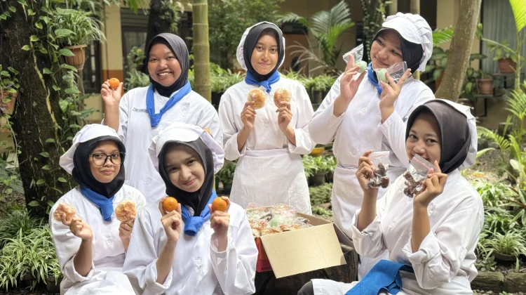 Program MBG Ramadan Disambut Gembira Siswa