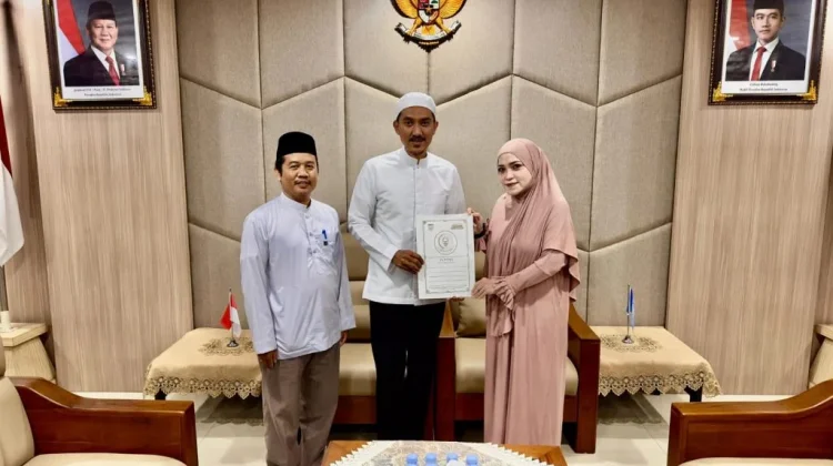 Bupati Banjar Lepas Hj. Raudhah Berlaga di Malaysia