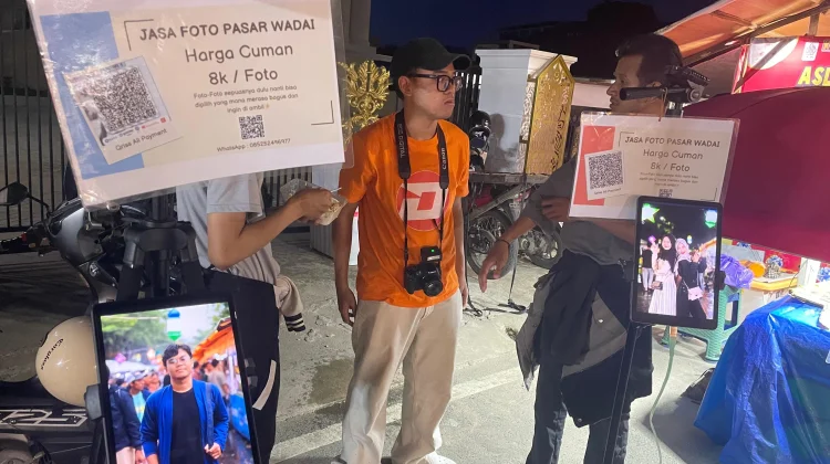 Berkah Pasar Ramadan bagi Juru Foto Jalanan