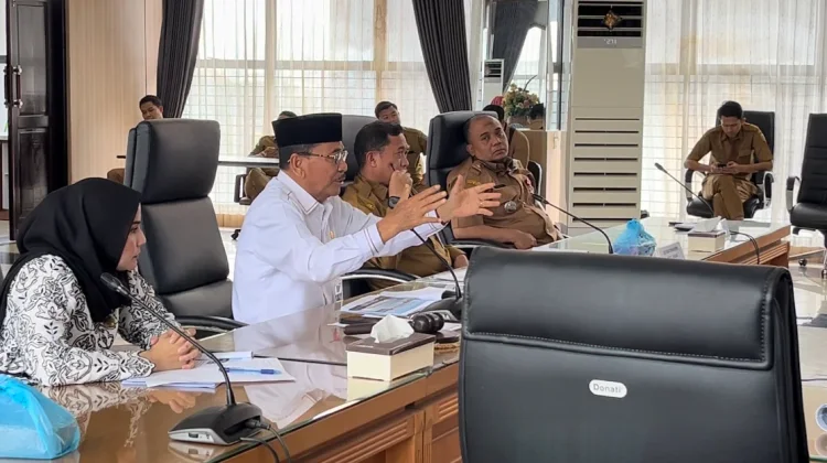 Supian HK Pimpin Ekspose Rencana Stadion Internasional