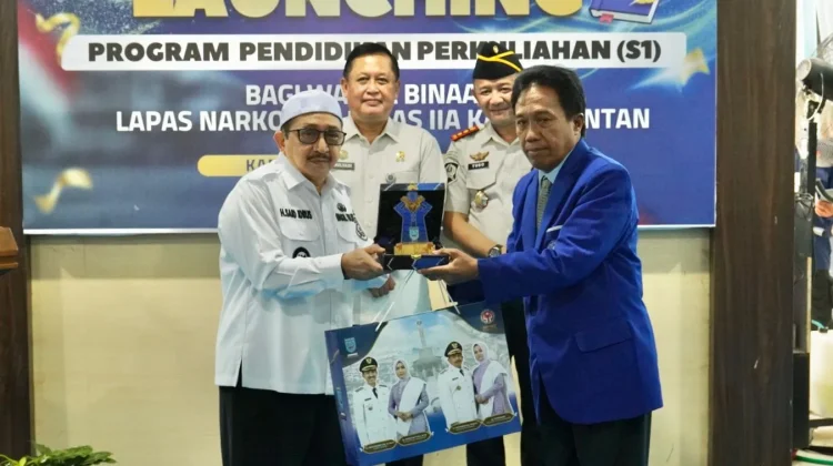 Program S1 Warga Binaan Lapas Narkotika Karang Intan di Lun curkan