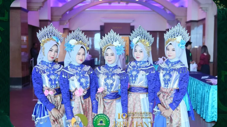Siswi SMK Maestro Banjarmasin Cintai Tari Tradisional
