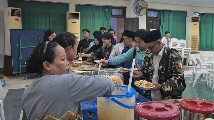 Rawat Toleransi, Takjil Jadi Ruang Perjumpaan Lintas Iman