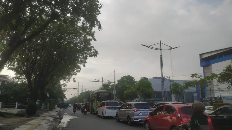BMKG: Kalsel Umumnya Berawan Berpotensi Hujan