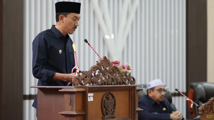 Bupati Banjar Sampaikan LKPJ 2025