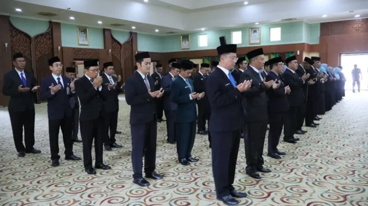 Sekda Kalsel Lantik Kepala Sekolah Baru