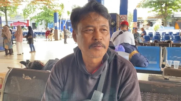 Pemudik Jalur Laut Padati Pelabuhan Trisakti Banjarmasin