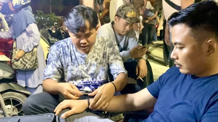 Gelang Simpai Khas Dayak Kini Diburu Masyarakat