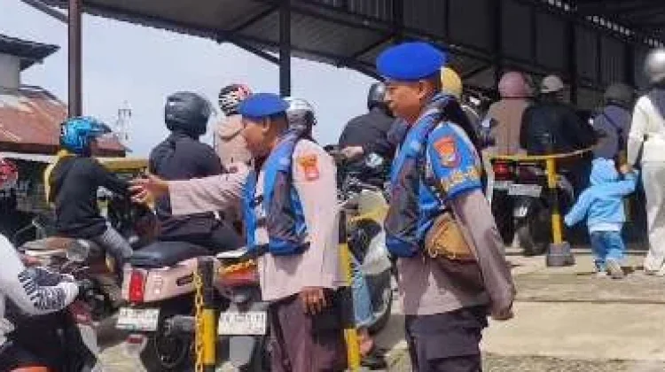 Satpolairud Lakukan Pengamanan Penyeberangan Feri Alalak–Subarjo