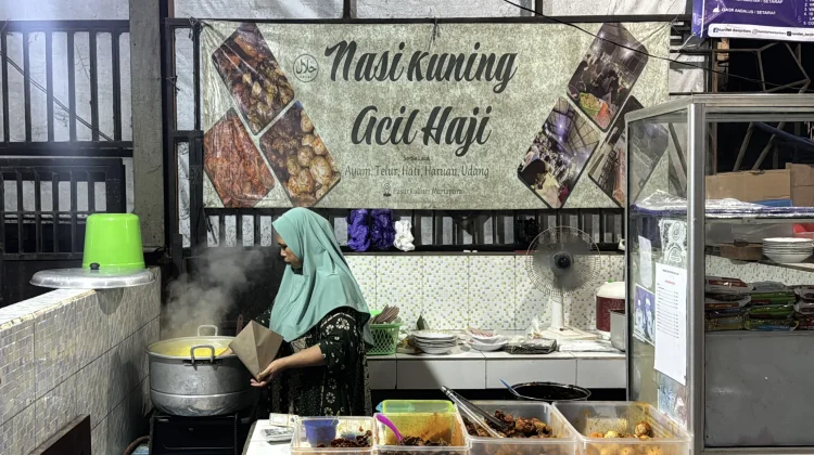 Nasi Kuning Acil Haji Tawarkan Cita Rasa Khas