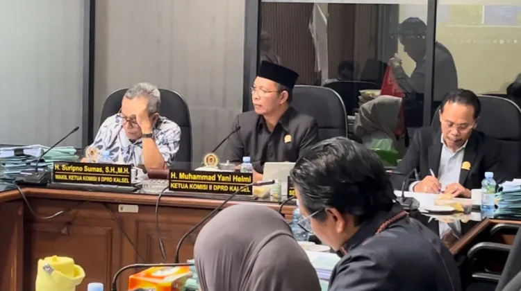 Pansus II DPRD Kalsel Bahas LKPj Gubernur TA 2025