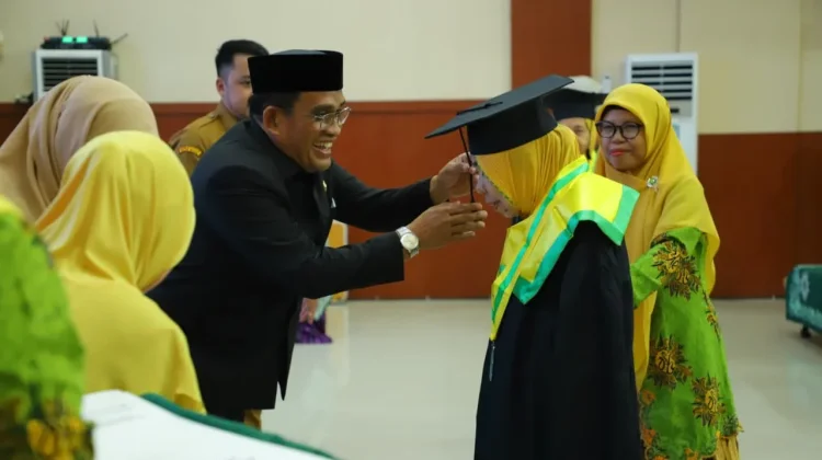 Ratusan Lansia di HSU Ikuti Wisuda Sekolah Lansia Berdaya Aisyiyah