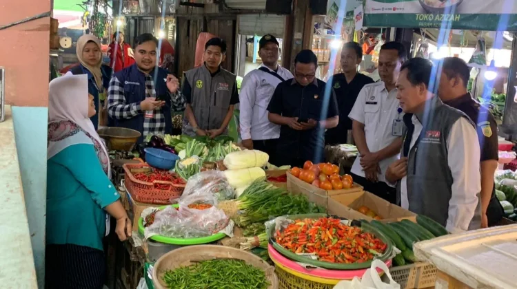 Ketersediaan Bahan Pokok saat Konflik Timur Tengah, Ini Strategi Diseperdagin