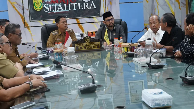 Disomasi Warga, Banjir Banjarmasin Dibongkar Habis di Meja Audiensi!