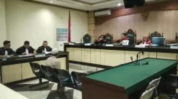 Berbelit Belit, Mantan Kades Bararawa Dituntut Enam Tahun