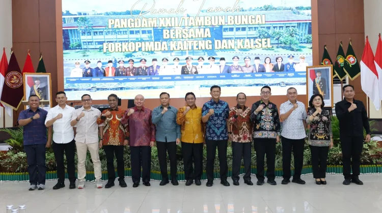Gubernur H Muhidin Silaturahmi Dengan Pangdam XXII/ Tambun Bungai