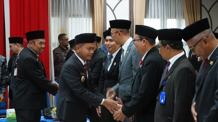 Puluhan ASN Dilantik, Wali Kota Banjarmasin Pinta Tinggalkan Pola Lama