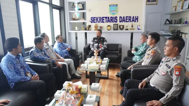 Pemkab Banjar Dorong Kepatuhan Pajak Kendaraan Dinas