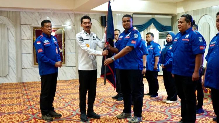 Bupati Saidi Mansyur Lantik Pengurus Buser 690 Banjar