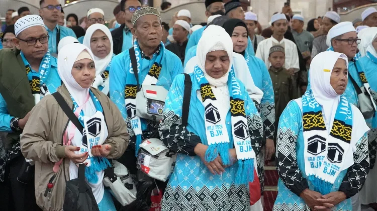 Sebanyak 359 Jemaah Calon Haji Banjarmasin Dilepas
