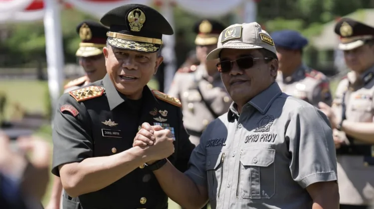 DPRD Kalsel Hadiri Penutupan Pendidikan Bintara TNI AD