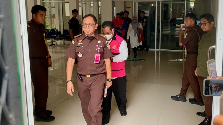 Dua Mantan Pejabat Dinas Pendidikan Ditetapkan Tersangka