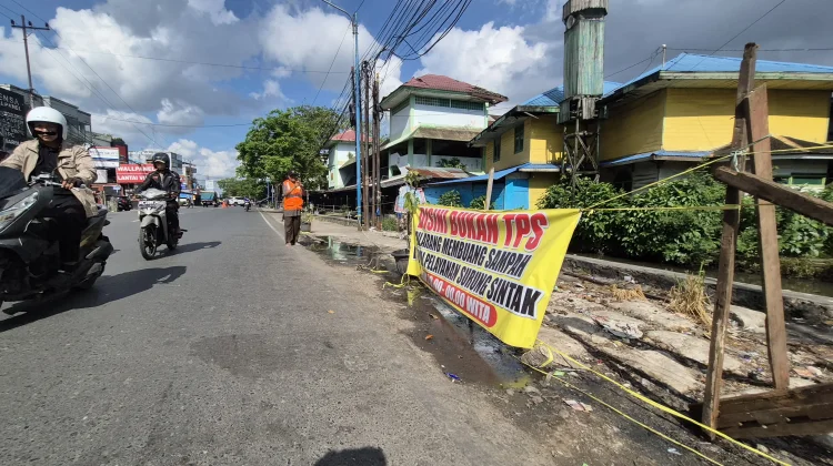 Petugas Perketat Pengawasan Eks TPS Kuripan usai Sampah Sempat Meluap