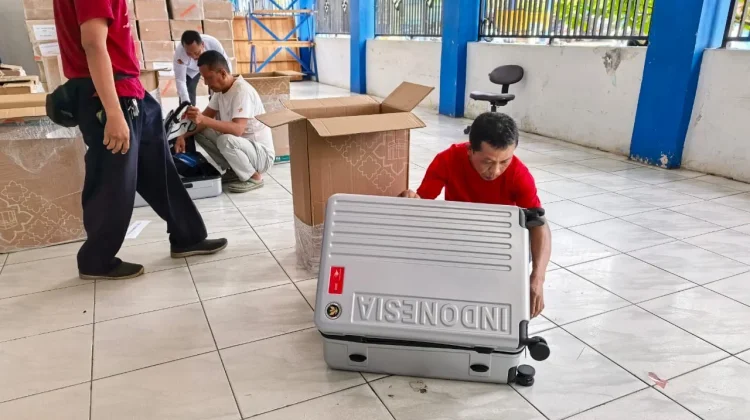 Kemenhaj Hulu Sungai Utara Distribusikan 508 Set Tas Jemaah Calon Haji 2026