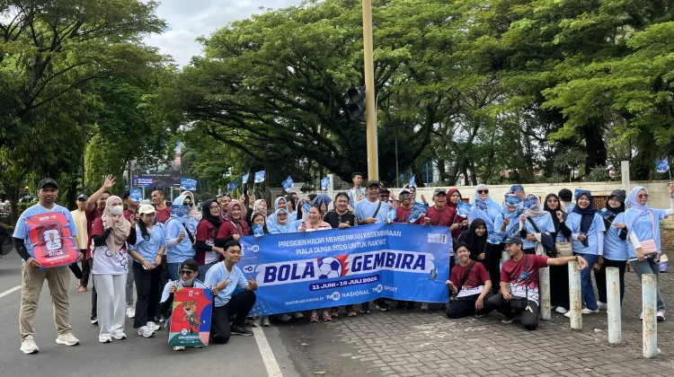 Masyarakat Banjarmasin Antusias Sambut Piala Dunia melalui Funwalk “Bola Gembira”