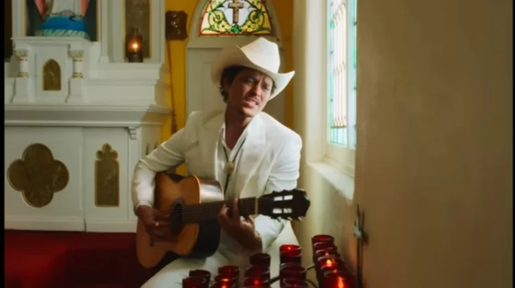 Bruno Mars Rebut Juara Top 20 Internasional Pekan Ini