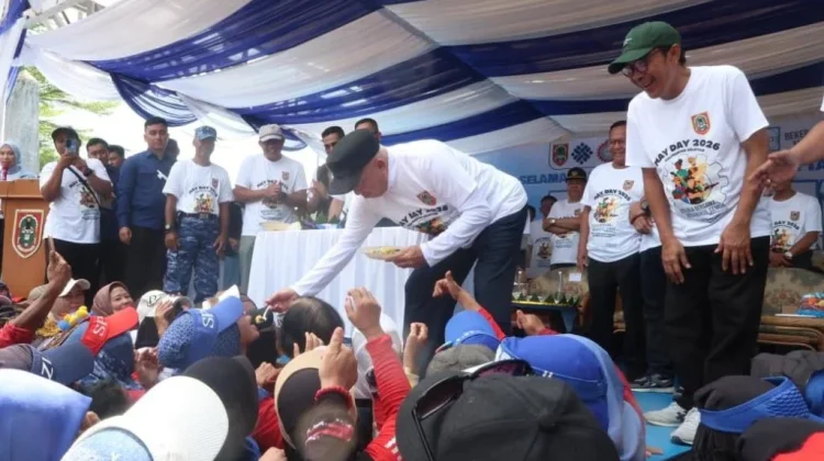 Gubernur Muhidin Berbaur Bersama Buruh Kalsel Peringati May Day 2026
