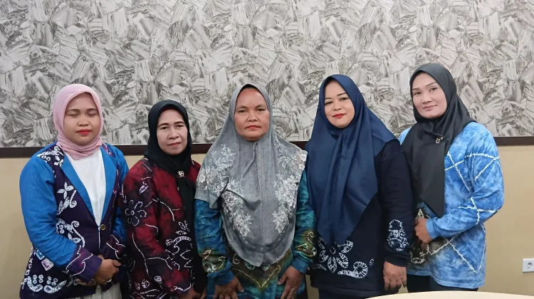 Dari Pilah Sampah, Untung di Bank Sampah