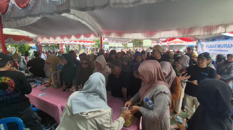 Pasar Murah di Banjarmasin Barat Diserbu Ribuan Warga