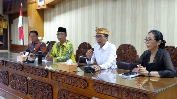 Komisi II Kalsel Pelajari Inovasi Pelayanan Samsat Bali
