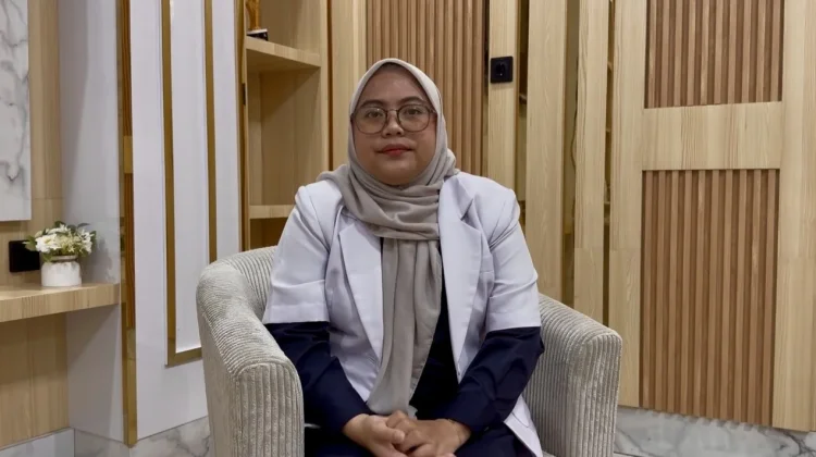 Tingkatkan Kesadaran Masyarakat Bahaya Sisa Akar Gigi