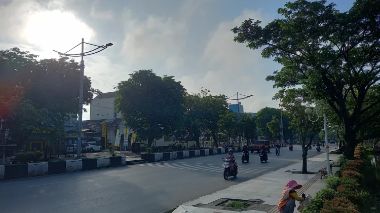 BMKG: Kalimantan Selatan Hari Ini Berawan dan Berpotensi Hujan