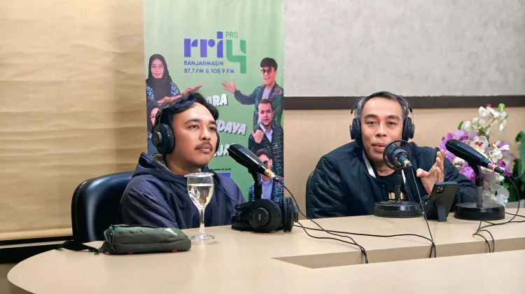 Kakicak Wadai Gayam, Memberi Makna Jangan Mudah Menyamaratakan