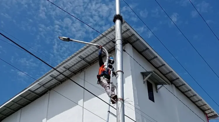 Perluas Jaringan PJU, Dishub Balangan Sasar Puluhan Desa dan Kelurahan