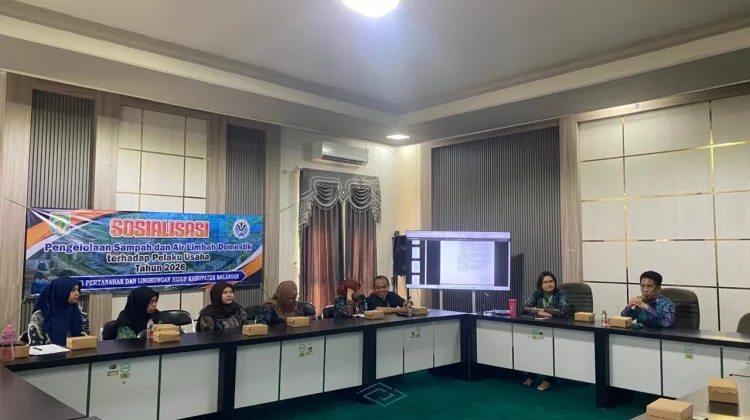 DPLH Balangan Edukasi Pelaku Usaha Kelola Sampah dan Limbah Domestik