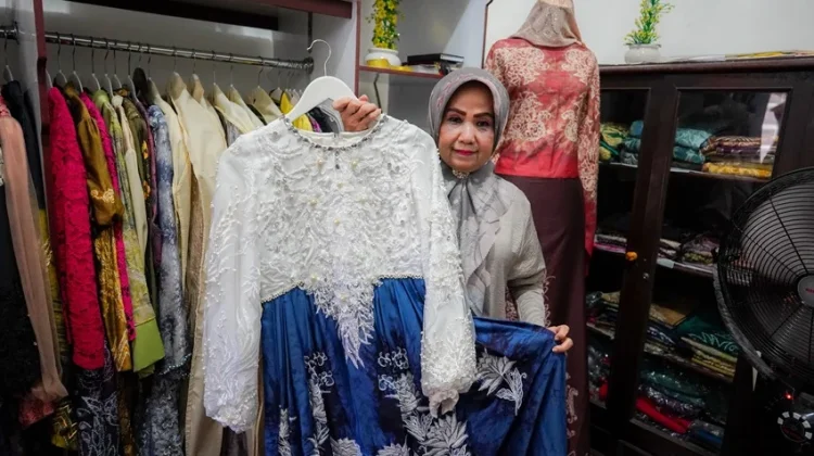 UMKM Dara Bungas Sasirangan Hadirkan Motif Eksklusif “1 Kain 1 Motif”