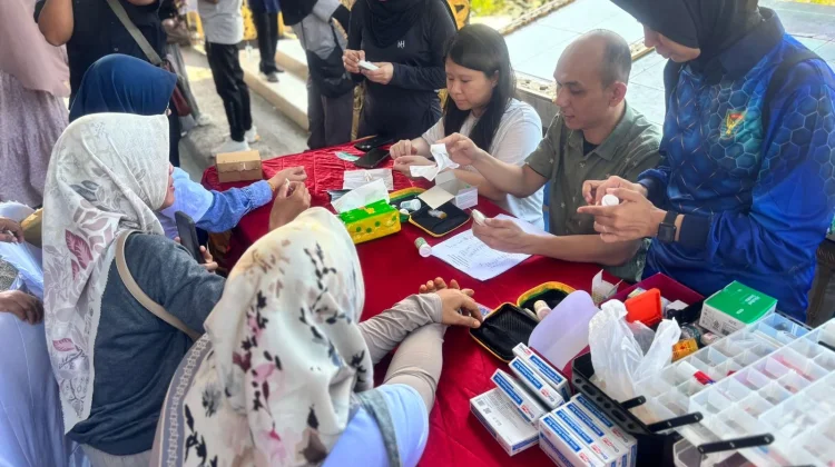 “Silent Killer” Mengintai Warga, PERNEFRI Kalsel Gelar Pemeriksaan Gratis