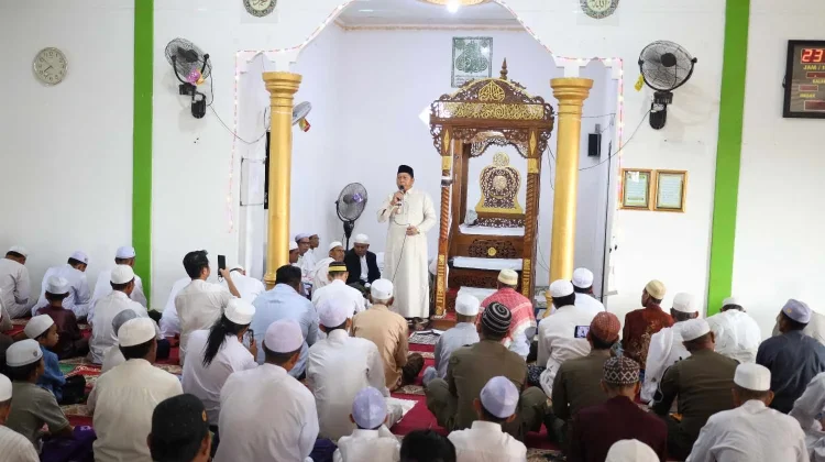 Sholat Idul Adha, Bupati Batola Ajak Doa Bersama untuk Jemaah Haji dan Masyarakat