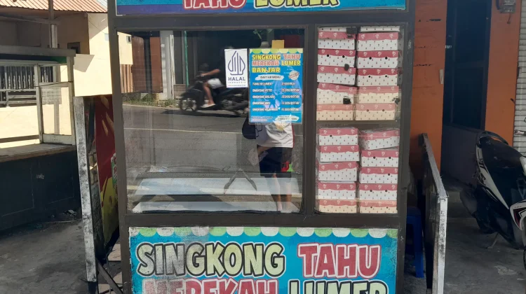 Cemilan Singkong Merekah Banjar  Dengan Variasi  Rasa