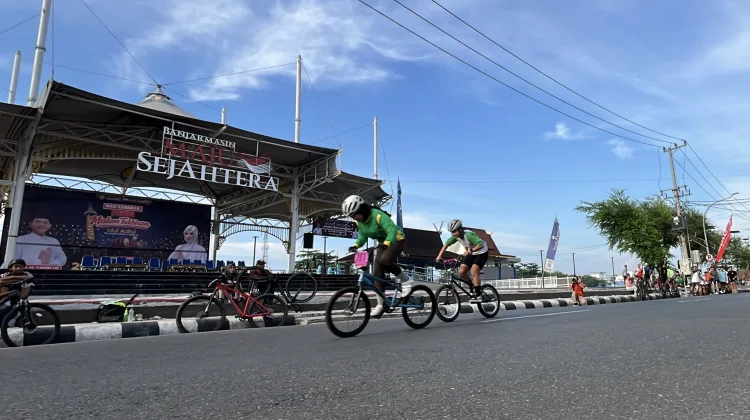Puluhan Peserta Ikut Berlaga di Kejuaraan Balap Sepeda Piala Wali Kota Cup 2026
