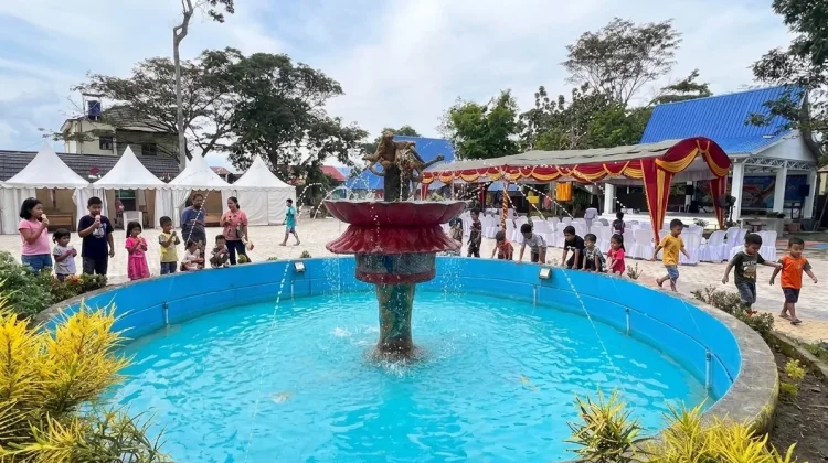 Air Mancur Menari Magnet Baru di Taman Satwa Jahri Saleh