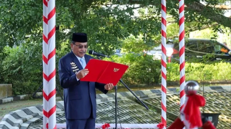 Supian HK Bacakan UUD 1945 saat Upacara Hari Lahir Pancasila