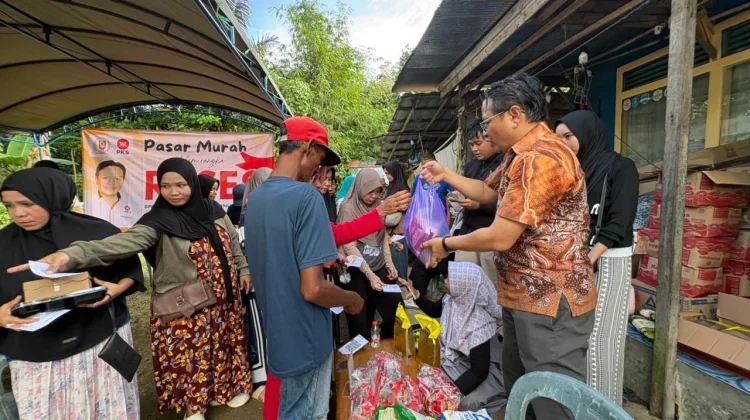 Firman Yusi Gelar Pasar Murah Bantu Warga Tabalong