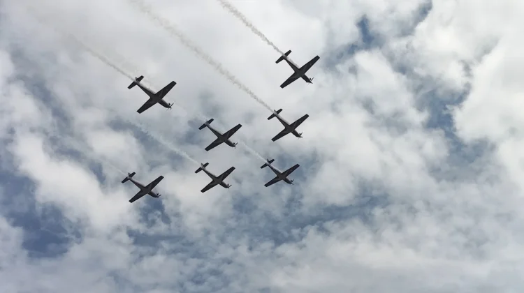 Jupiter Aerobatic Team Pukau Ribuan Warga Kalsel